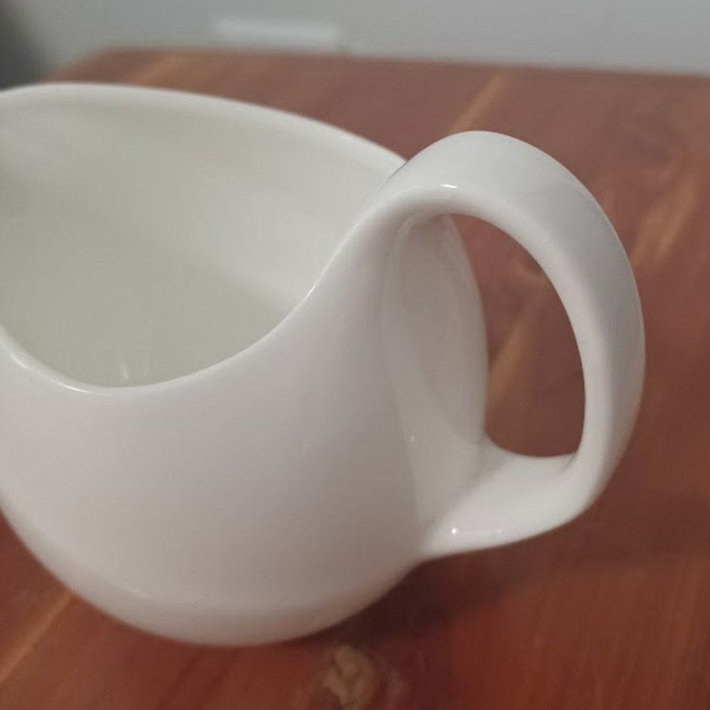 Creamer Solar by WEDGWOOD - White - Picture 4 of 9
